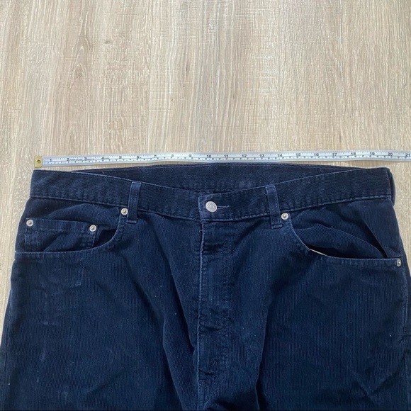 Levi’s 505 Regular Fit Straight Leg Corduroy Pants - Picture 3 of 10